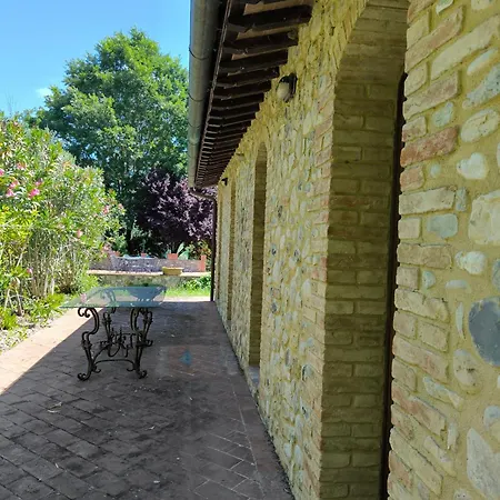 La Casina Nella Fattoria Apartamento Siena